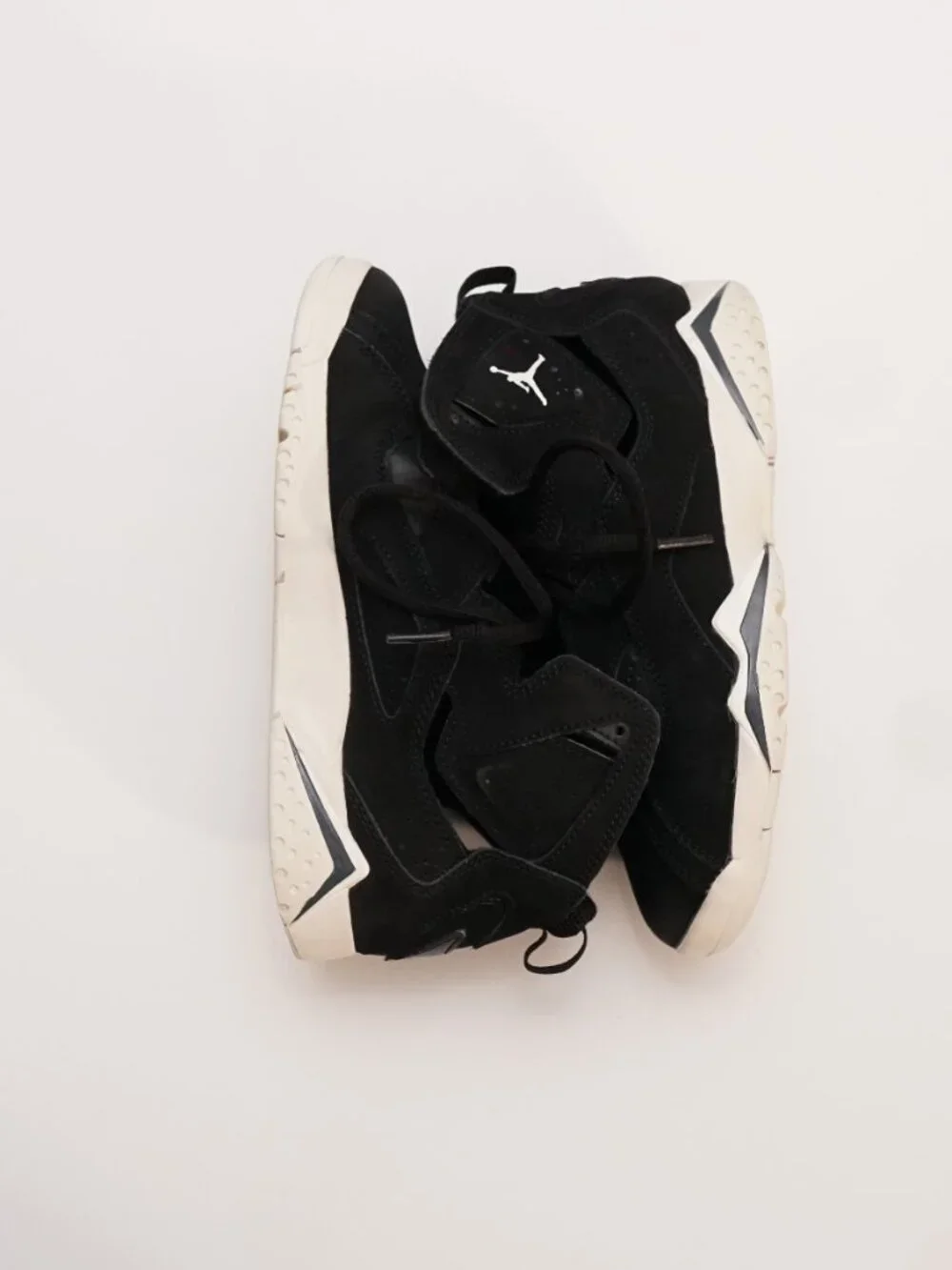 Jordan True Flight Youth Size 3Y – Black/Gray Lace Up High Top Shoes